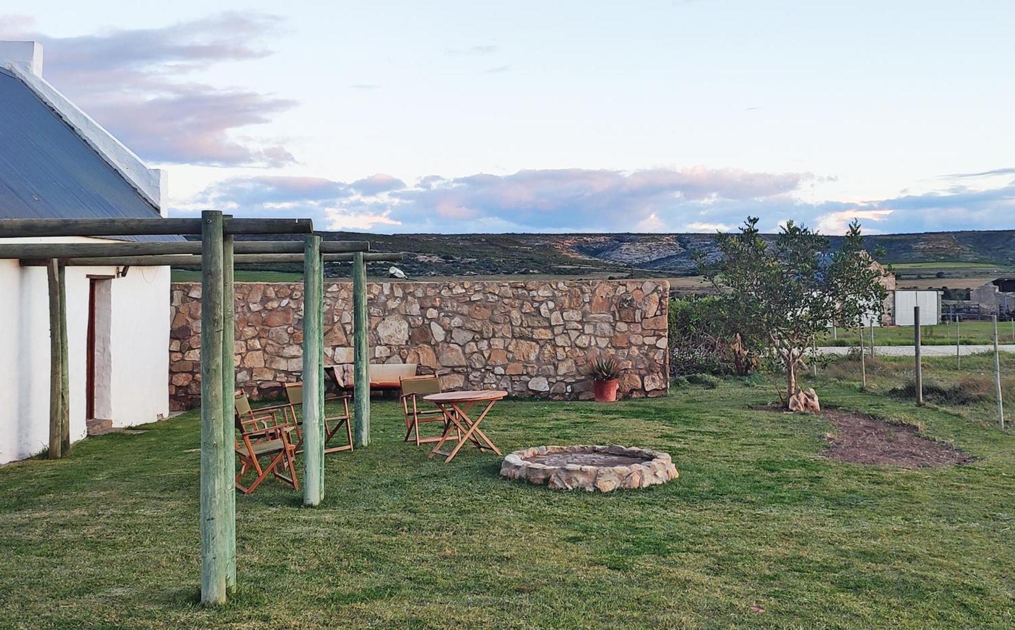 Barn Owl Holiday home Riethuiskraal